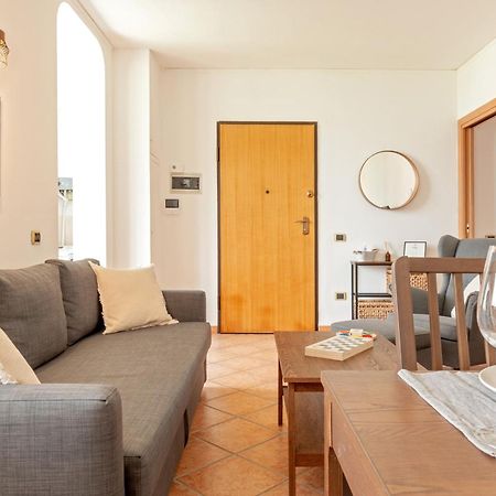 Cozy Retreat In Coastal Livorno Apartment Exterior foto